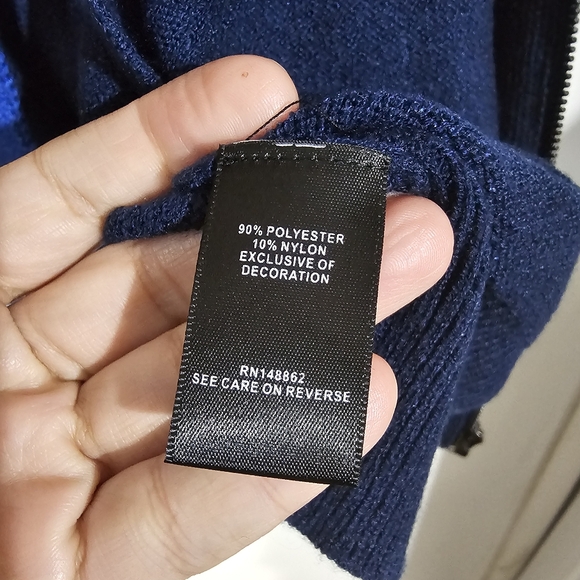 Torrid Love Sick Rainbow Stripe Zip up Sweater Hoodie Size 1 NWT - Picture 6 of 7